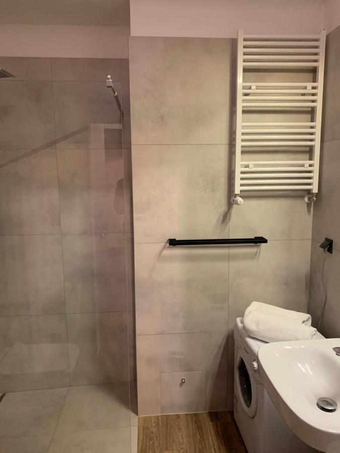 Apartmentsun Loft Factory Вроцлав Экстерьер фото