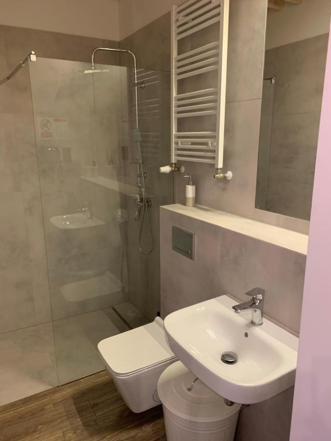 Apartmentsun Loft Factory Вроцлав Экстерьер фото