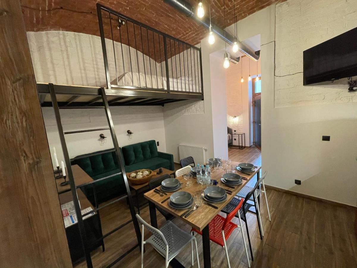 Apartmentsun Loft Factory Вроцлав Экстерьер фото