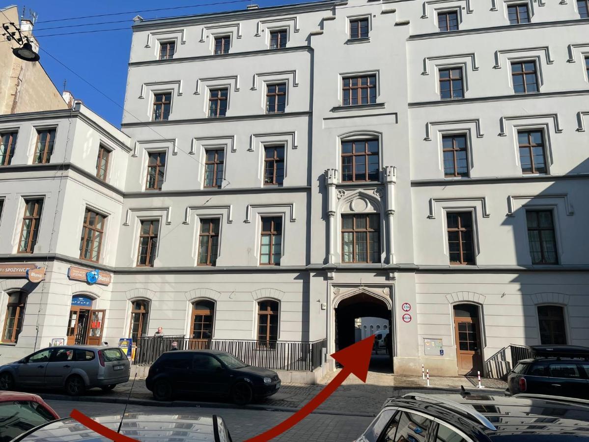 Apartmentsun Loft Factory Вроцлав Экстерьер фото